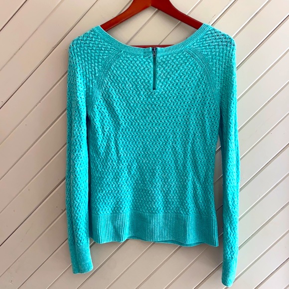 Sweater - Picture 4 of 4